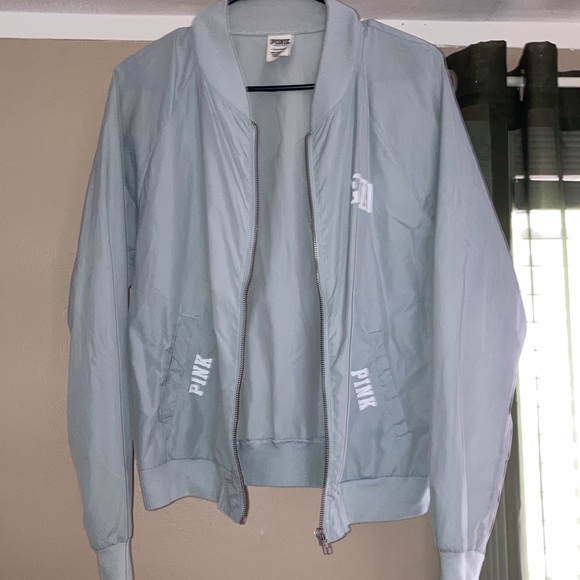 Wind Breaker (Victorias Secret) - Picture 3 of 5